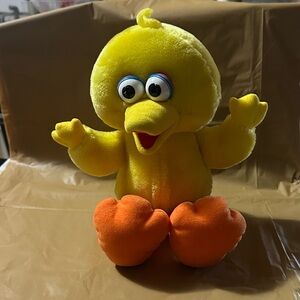Vintage 1996 Tickle Me Big Bird Sesame Street Plush Laughs & Shakes